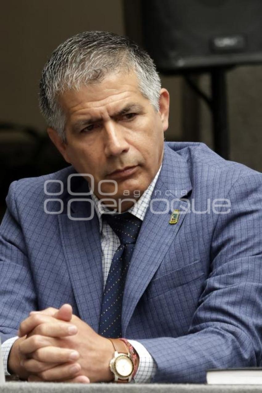 CÉSAR CASTELLANOS
