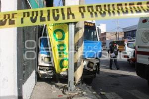 CHOQUE TRANSPORTE PÚBLICO
