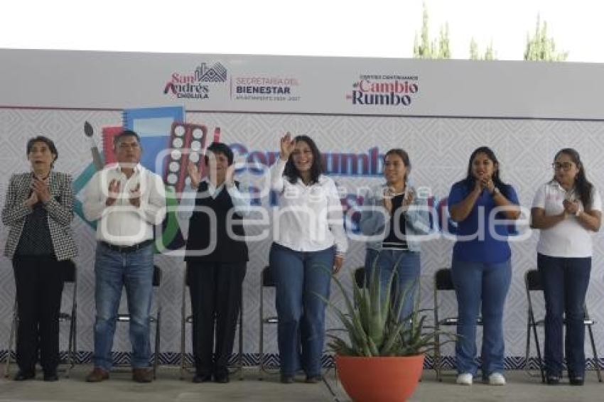 SAN ANDRÉS CHOLULA . ENTREGA KITS ESCOLARES
