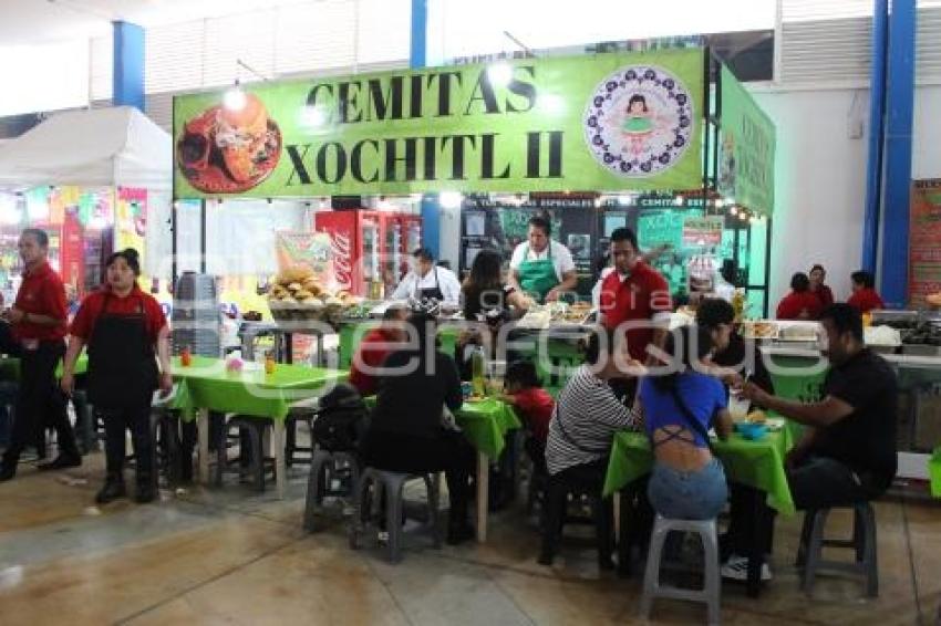 ATLIXCO . FESTIVAL DE LA CEMITA