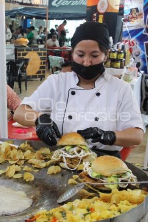 ATLIXCO . FESTIVAL DE LA CEMITA