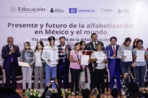 GOBIERNO ESTATAL . DIA DE LA ALFABETIZACIÓN
