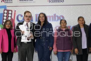 SAN ANDRÉS CHOLULA . ENTREGA ÚTILES ESCOLARES