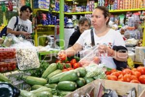 FIESTAS PATRIAS . MERCADO