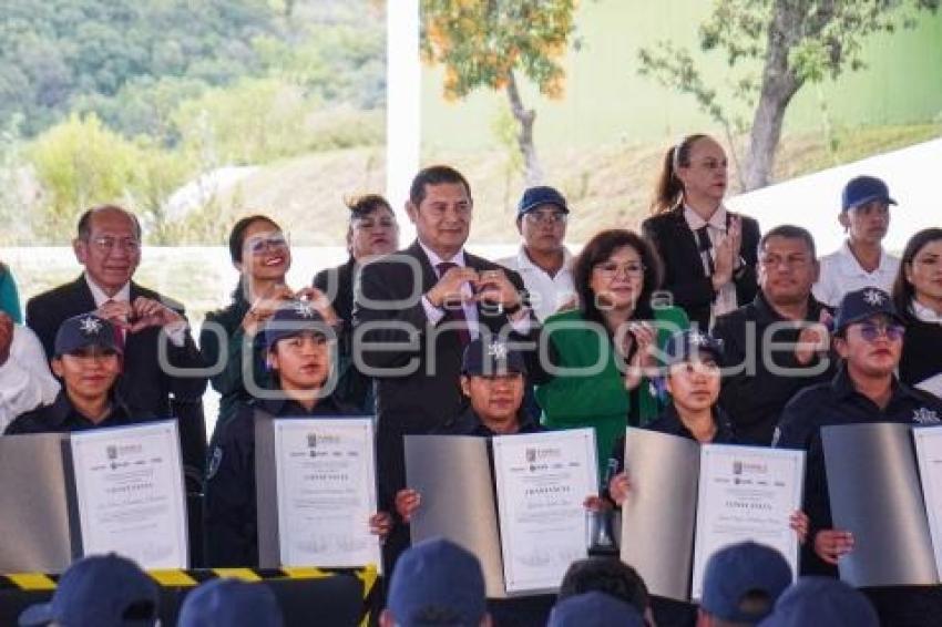 GRADUACIÓN UNIVERSIDAD CIENCIAS POLICIALES
