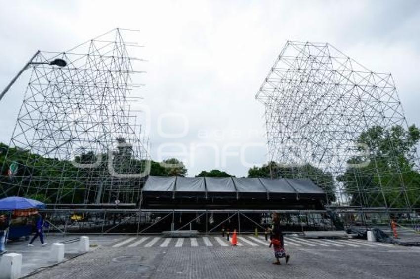 ESCENARIO . JULIÓN ÁLVAREZ