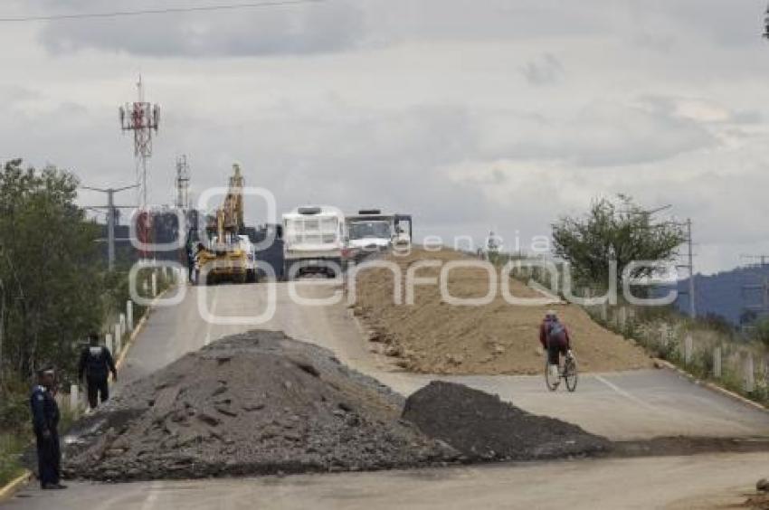 BULEVAR AEROPUERTO . SOCAVÓN