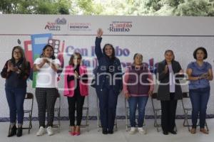 SAN ANDRÉS CHOLULA . ENTREGA ÚTILES ESCOLARES