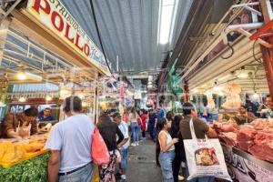 FIESTAS PATRIAS . MERCADO