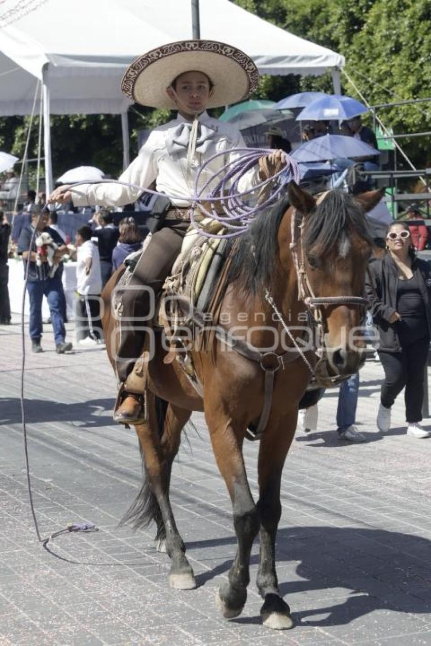 SAN ANDRÉS CHOLULA . DESFILE 16 SEPTIEMBRE