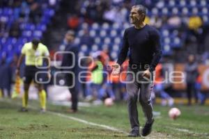 FÚTBOL . CLUB PUEBLA VS PACHUCAS