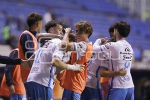 FÚTBOL . CLUB PUEBLA VS PACHUCA