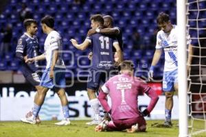 FÚTBOL . CLUB PUEBLA VS PACHUCA