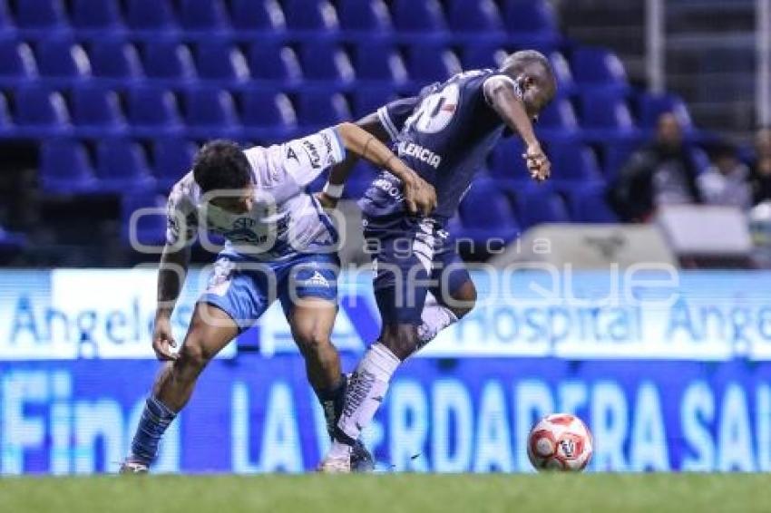 FÚTBOL . CLUB PUEBLA VS PACHUCAS