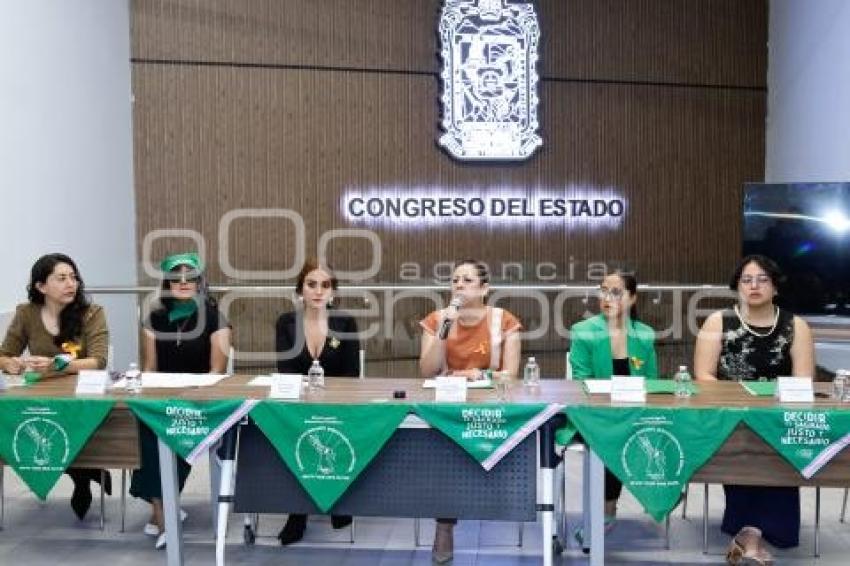 CONGRESO . ABORTO