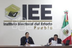 IEE . SESIÓN ORDINARIA