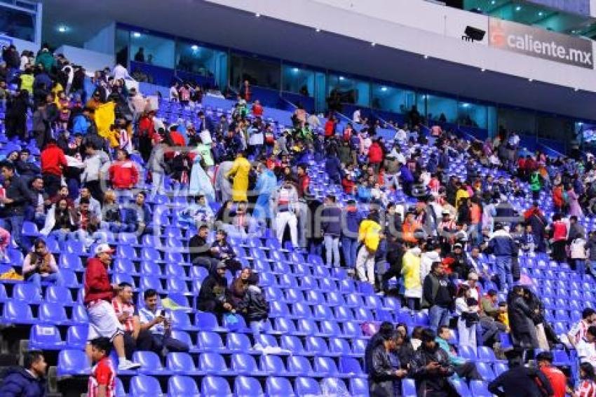 FÚTBOL . CLUB PUEBLA VS CHIVAS