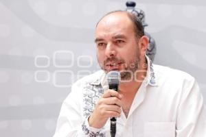 TETELES . SAÚL MÁRQUEZ