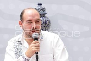 TETELES . SAÚL MÁRQUEZ