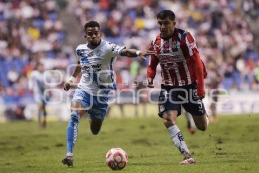 FÚTBOL . CLUB PUEBLA VS CHIVAS