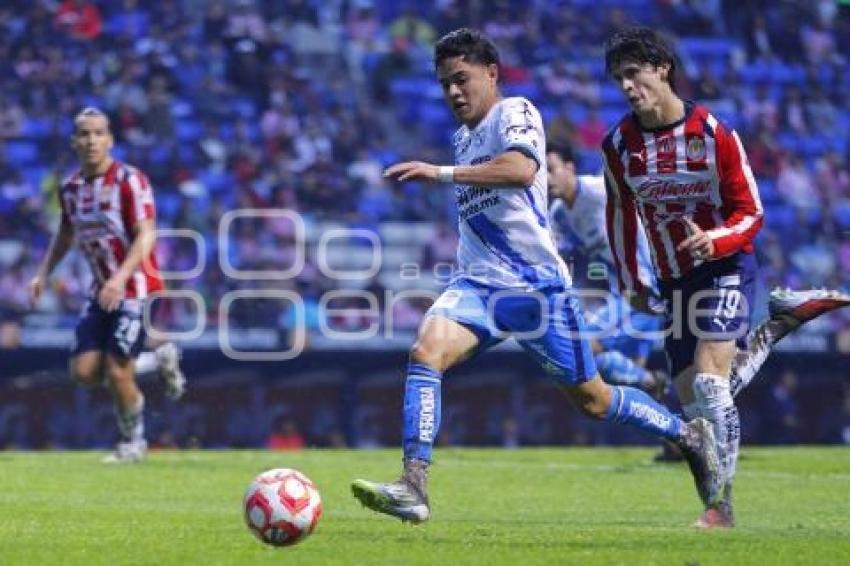 FÚTBOL . CLUB PUEBLA VS CHIVAS