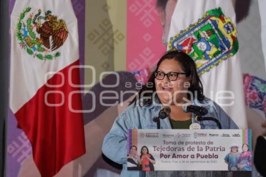 CITLALLI HERNÁNDEZ