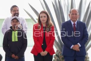 GOBIERNO ESTATAL . RECONOCIMIENTO AMOR Y ALTRUISMO