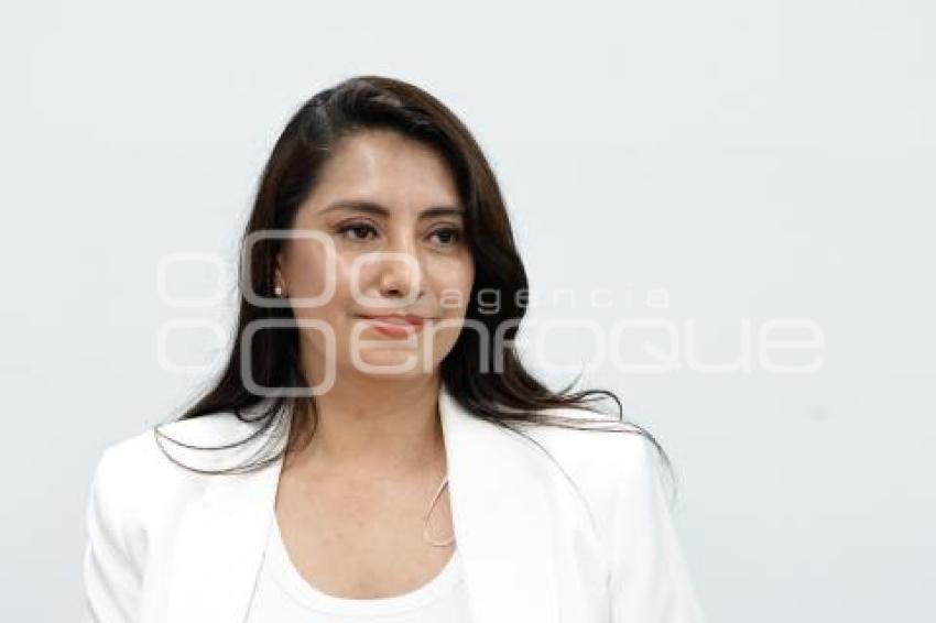 ANGÉLICA PATRICIA ALVARADO