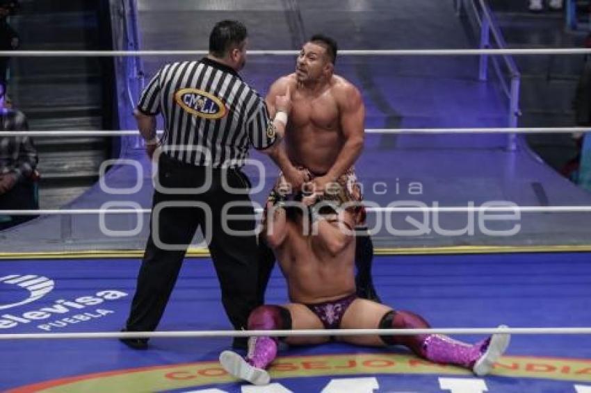LUCHA LIBRE