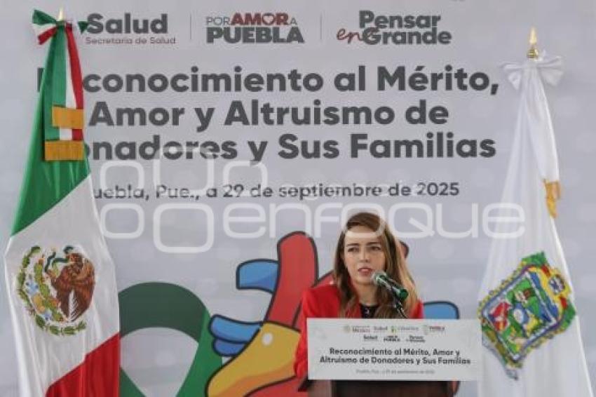 GOBIERNO ESTATAL . RECONOCIMIENTO AMOR Y ALTRUISMO