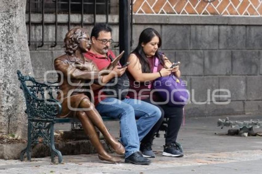 ESCULTURA . ELENA GARRO
