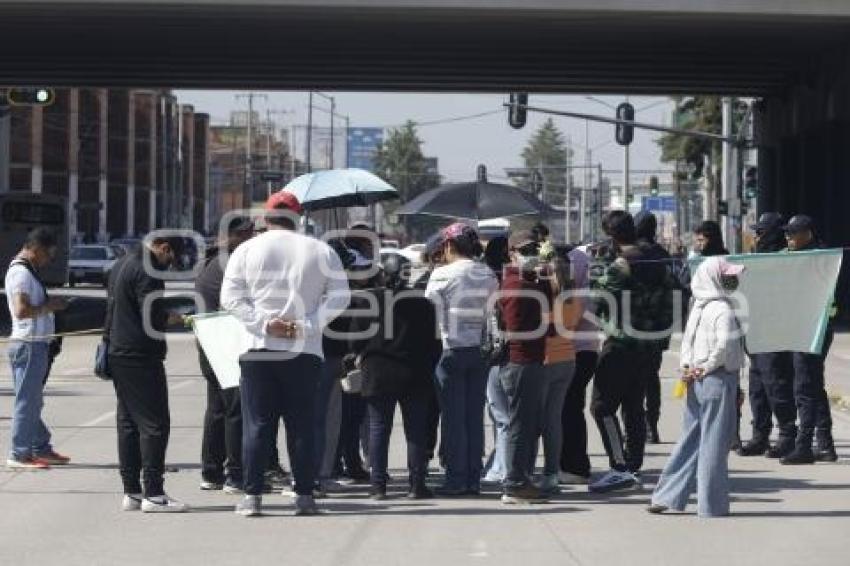 BLOQUEO 11 SUR