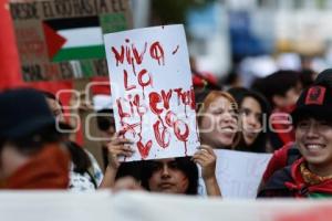 MANIFESTACIÓN . 2 DE OCTUBRE