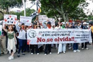 MANIFESTACIÓN . 2 DE OCTUBRE