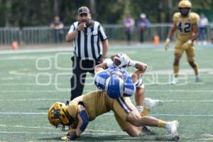 FÚTBOL AMERICANO . BORREGOS VS PUMAS