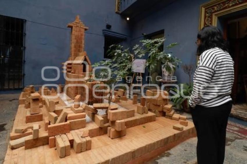 EXPOSICIÓN PATIO EFÍMERO