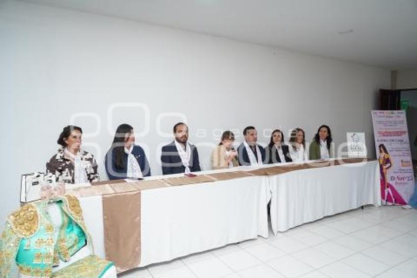 TLAXCALA . PASARELA TAURINA