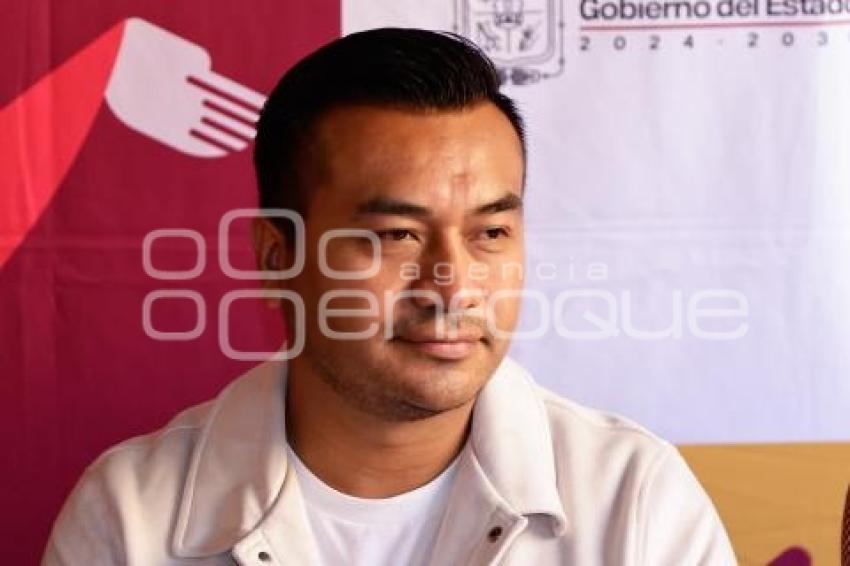 ROBERTO SOLÍS VALLES