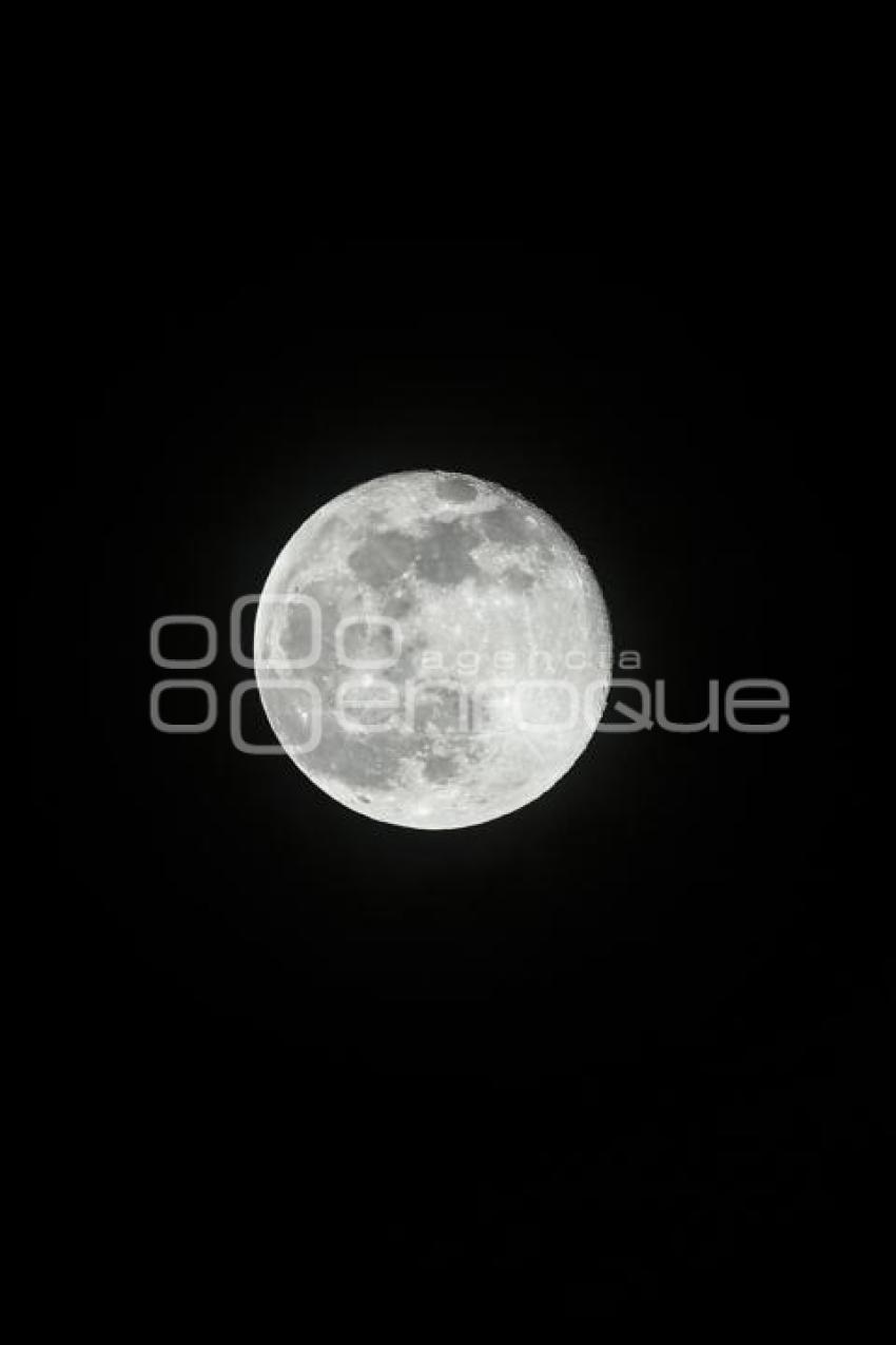 LUNA LLENA
