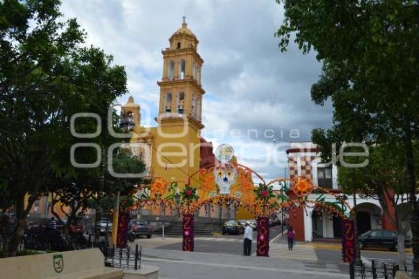 IZÚCAR . DÍA DE MUERTOS ZÓCALO