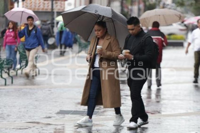 CLIMA . LUVIA