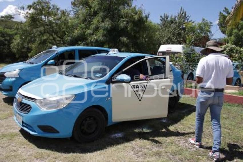 ACATLÁN . REVISTA VEHICULAR