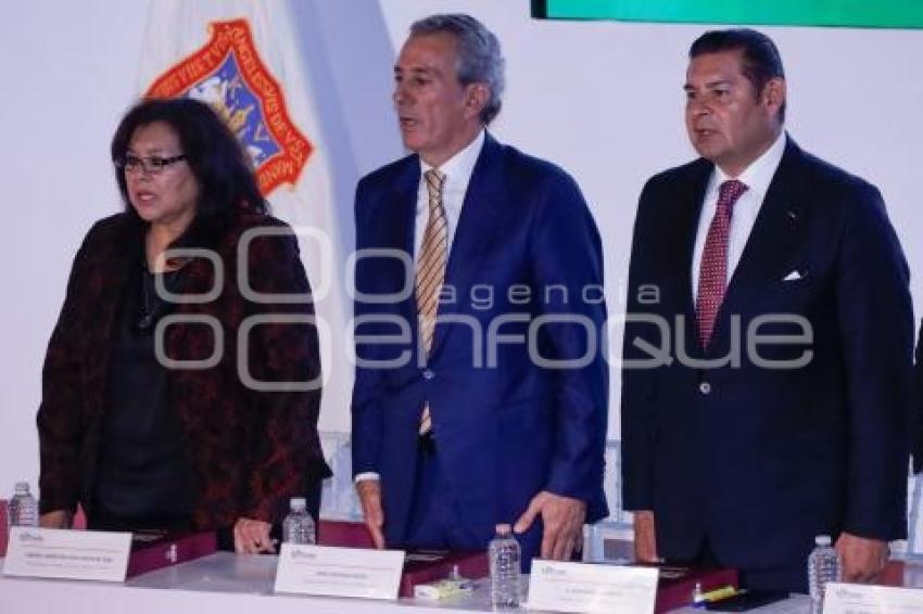 JOSÉ CHEDRAUI . PRIMER INFORME