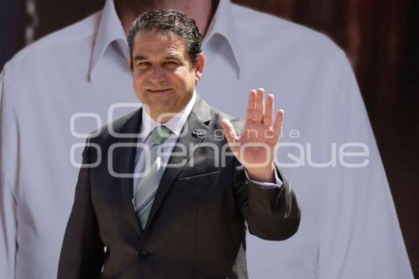 HÉCTOR SÁNCHEZ