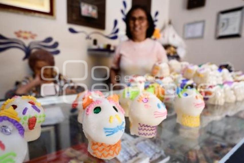 CALAVERITAS DE AZÚCAR . MASCOTAS
