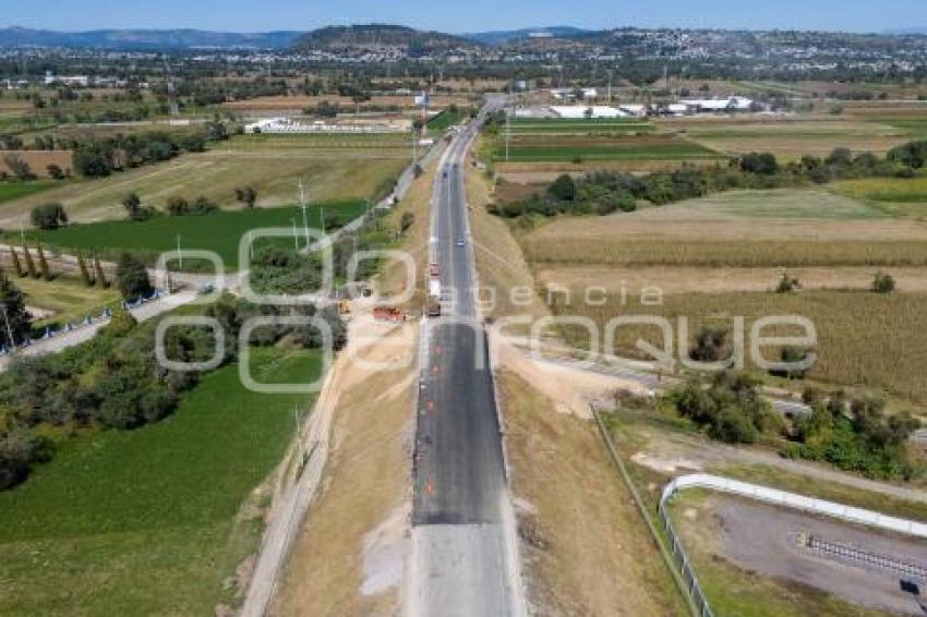 BULEVAR AEROPUERTO . SOCAVÓN
