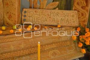 TOCHIMILCO . OFRENDA DE PAN