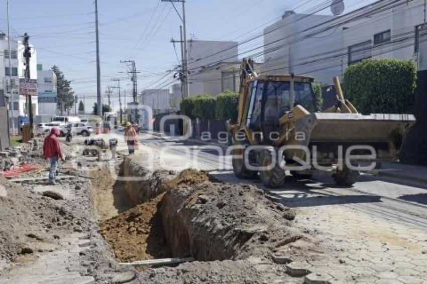 SAN ANDRÉS CHOLULA . REPARACIÓN CALLE ATZALA