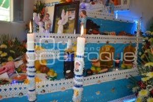 TOCHIMILCO . ALTARES MONUMENTALES