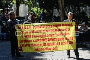 MANIFESTACIÓN . TRABAJADORES BUAP